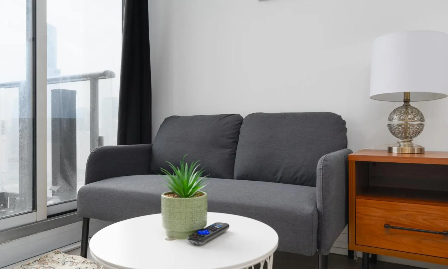 Apartment Toronto Garden Suites