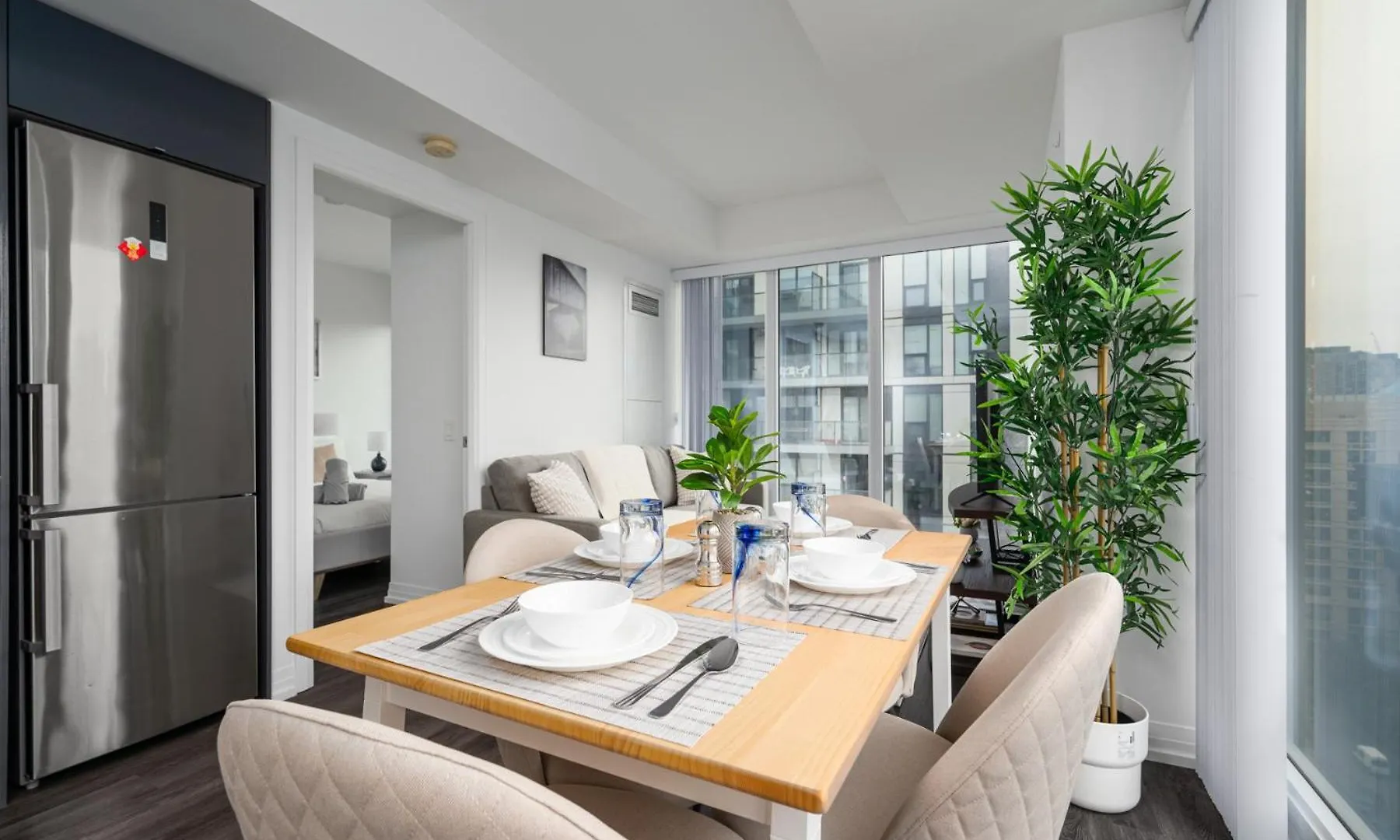 Apartment Toronto Garden Suites