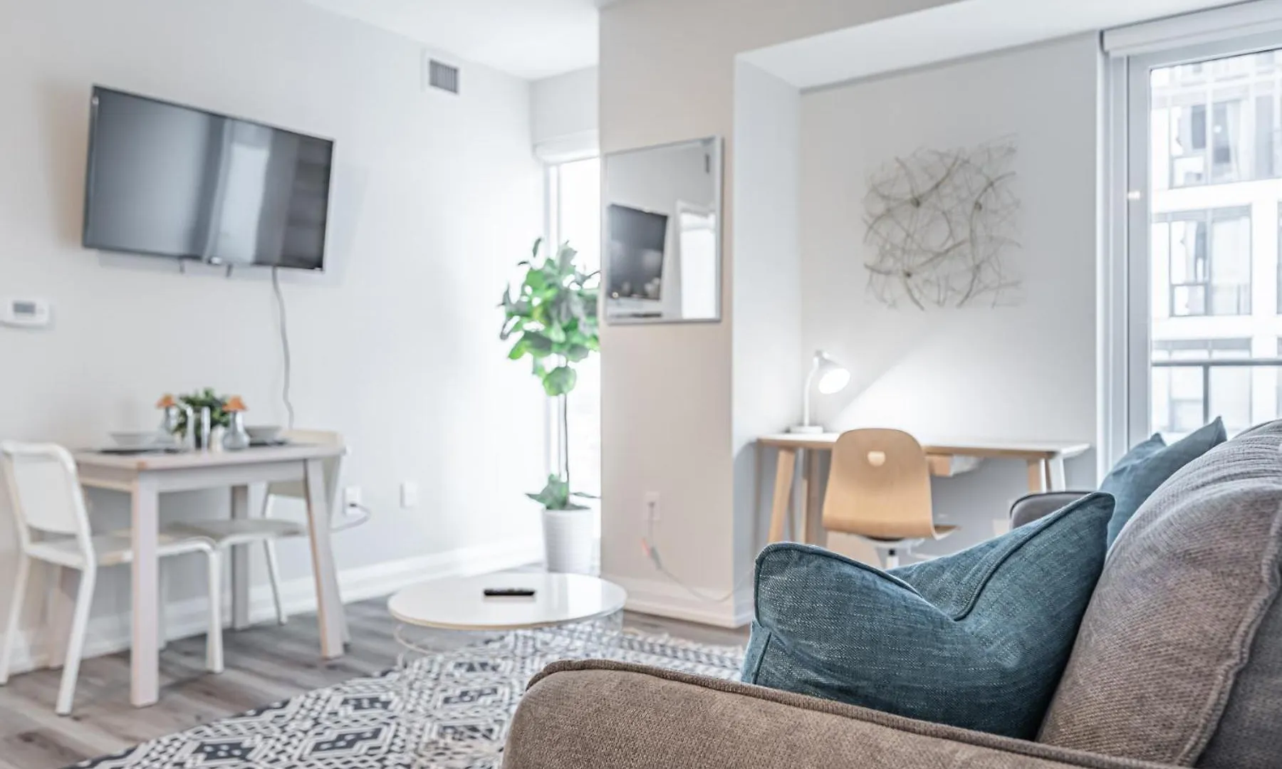 Apartment Toronto Garden Suites